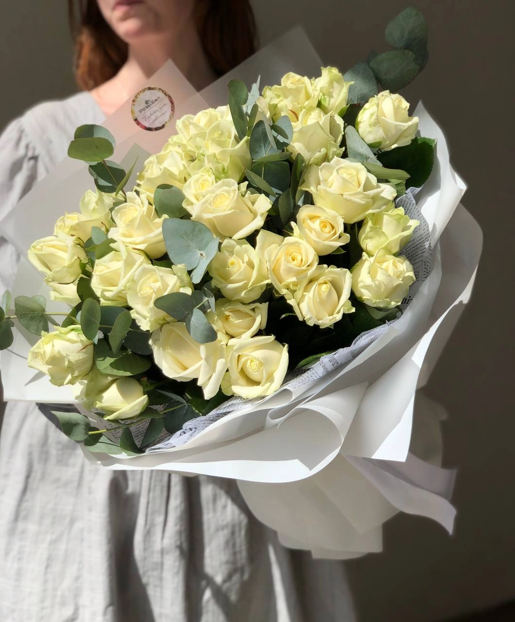 Картинка Букет из 31 роз "Айсберг " 80 см