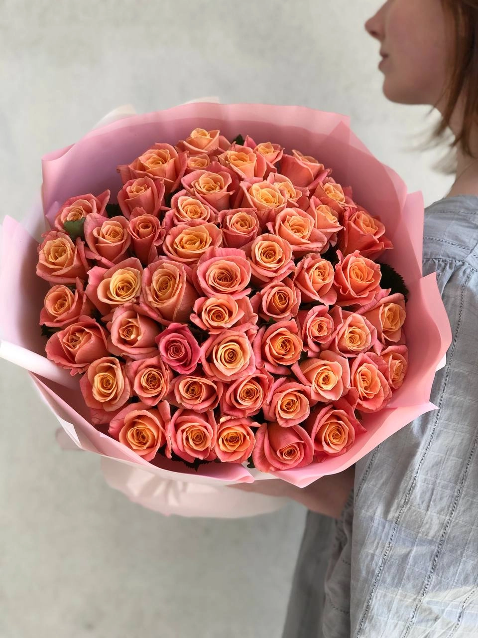 Картинка Букет из 51 розы "Пигги" 80 см