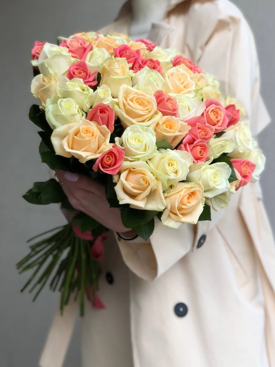 Картинка Букет из 51 розы "Коралловый риф"  60 см