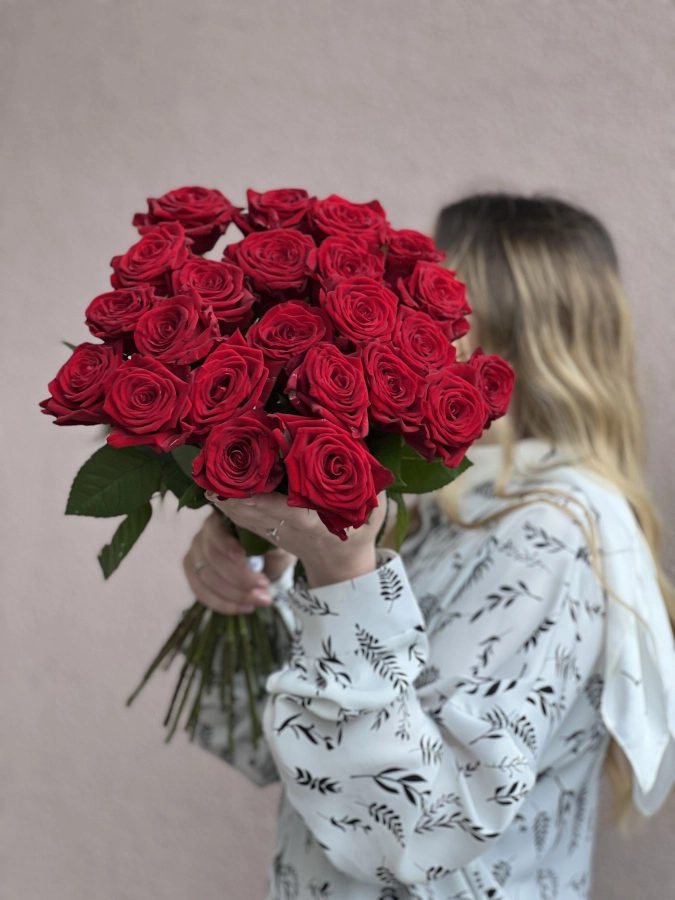 Картинка Букет "Наоми" из 21 розы 70 см