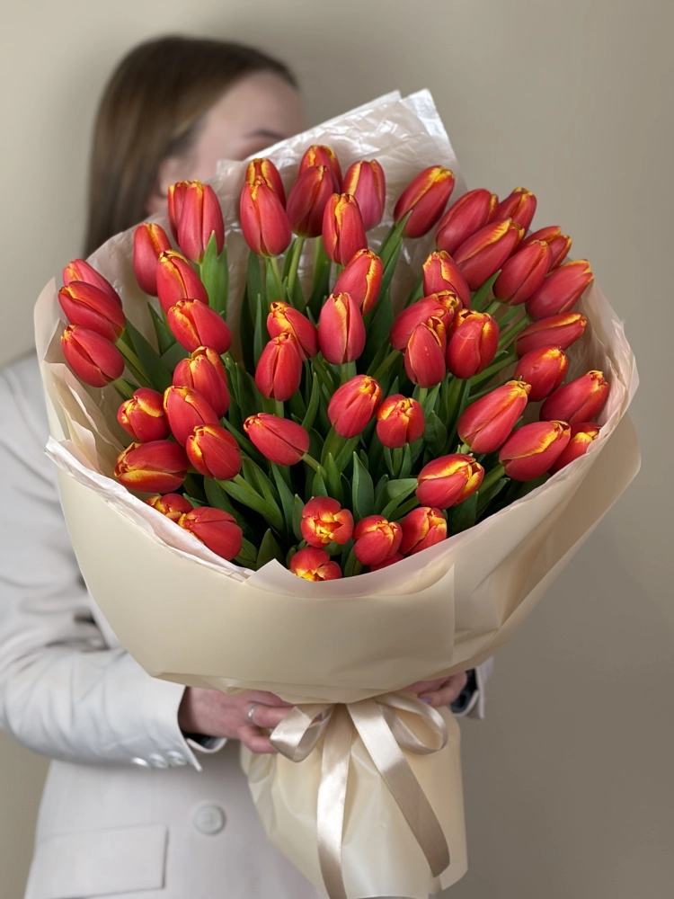 Картинка Букет из 51 тюльпана «Тропический Закат»