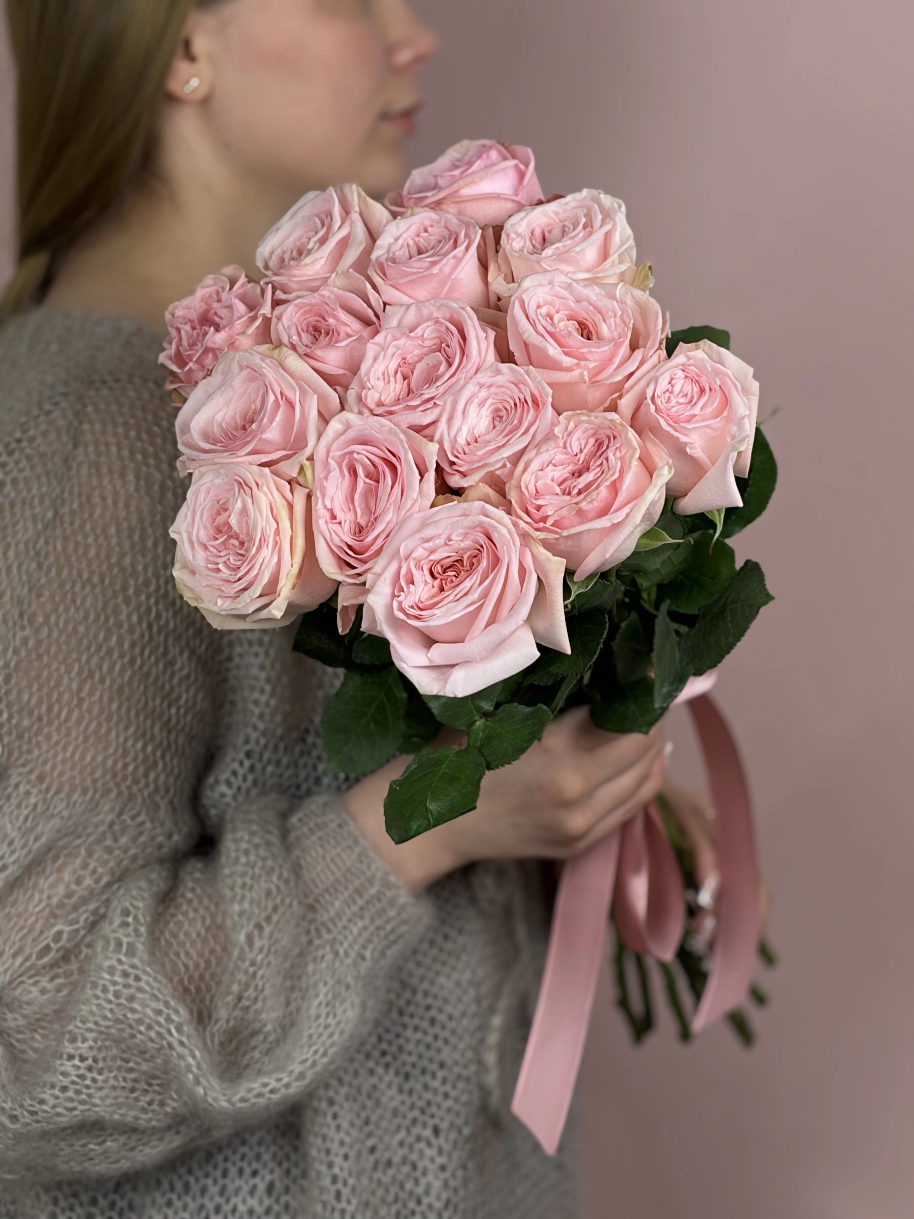 Картинка Букет из 15 роз Пинк Охара 70см