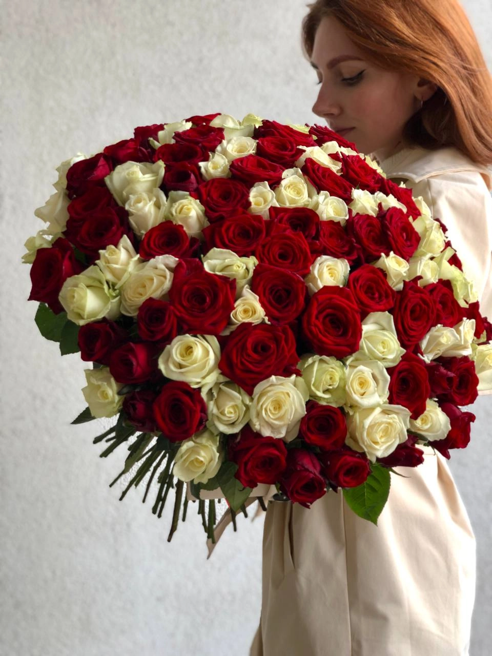 Картинка Букет из 101 розы "Два цвета" 70 см