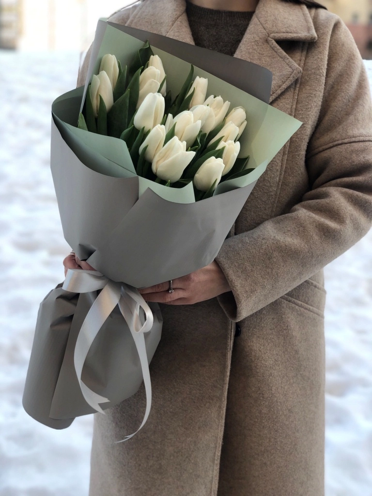 Картинка Букет из 15 тюльпанов  "Сорренто"