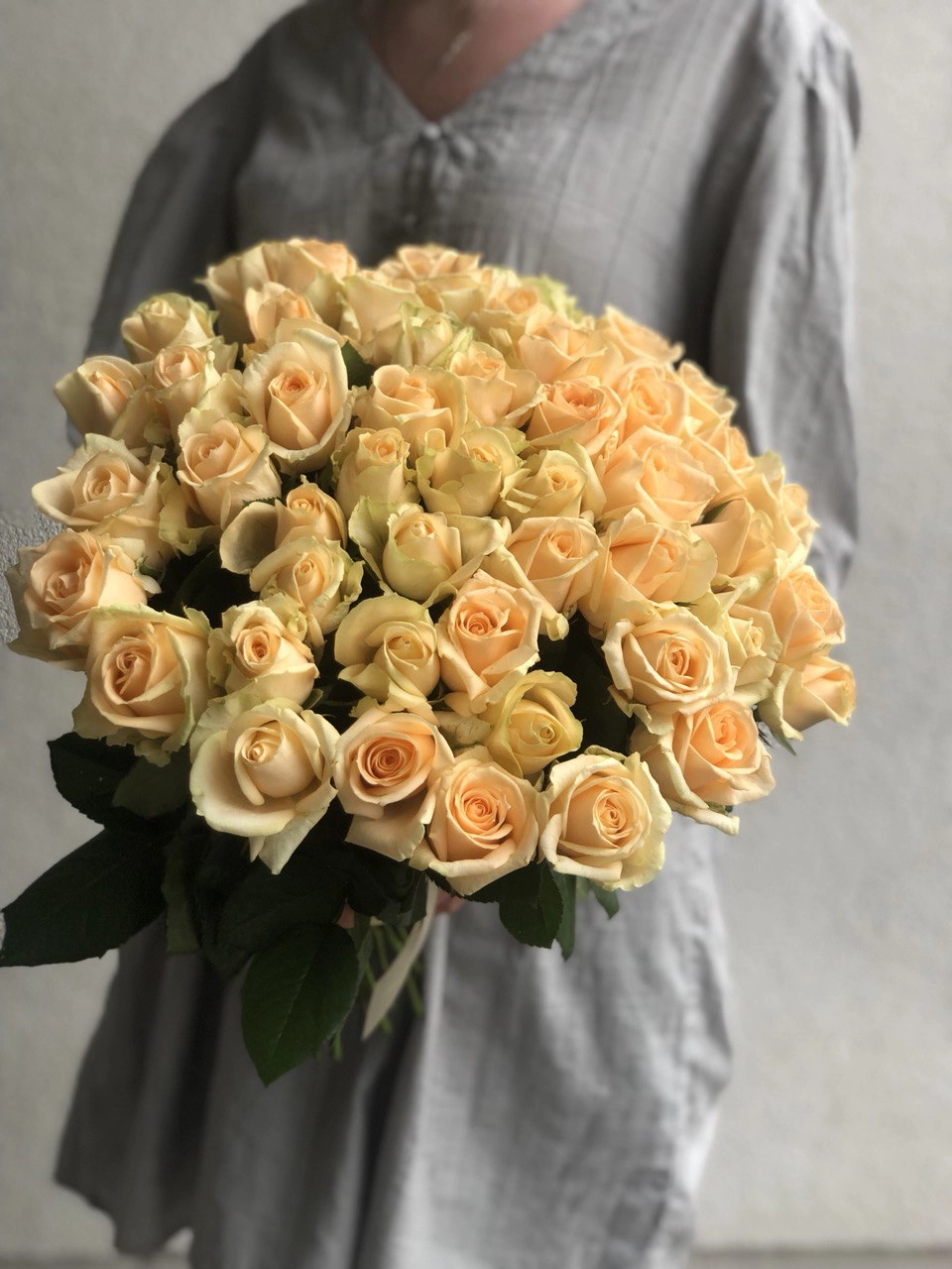 Картинка Букет из 35 роз "Гималаи" 60 см