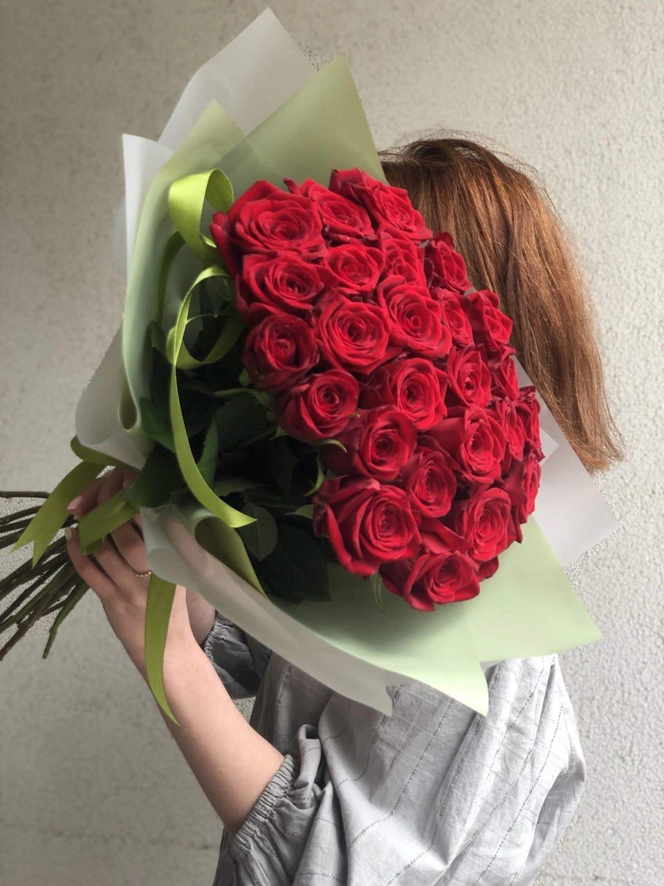 Картинка Букет из 25 роз "Престиж" 60 см