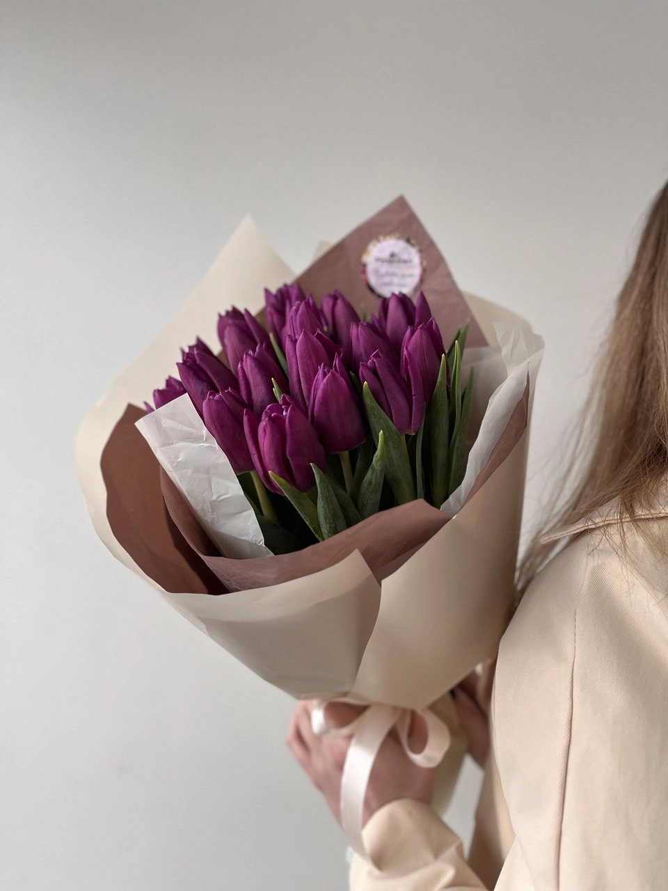 Картинка Букет из 19 тюльпанов «Тайны Востока»