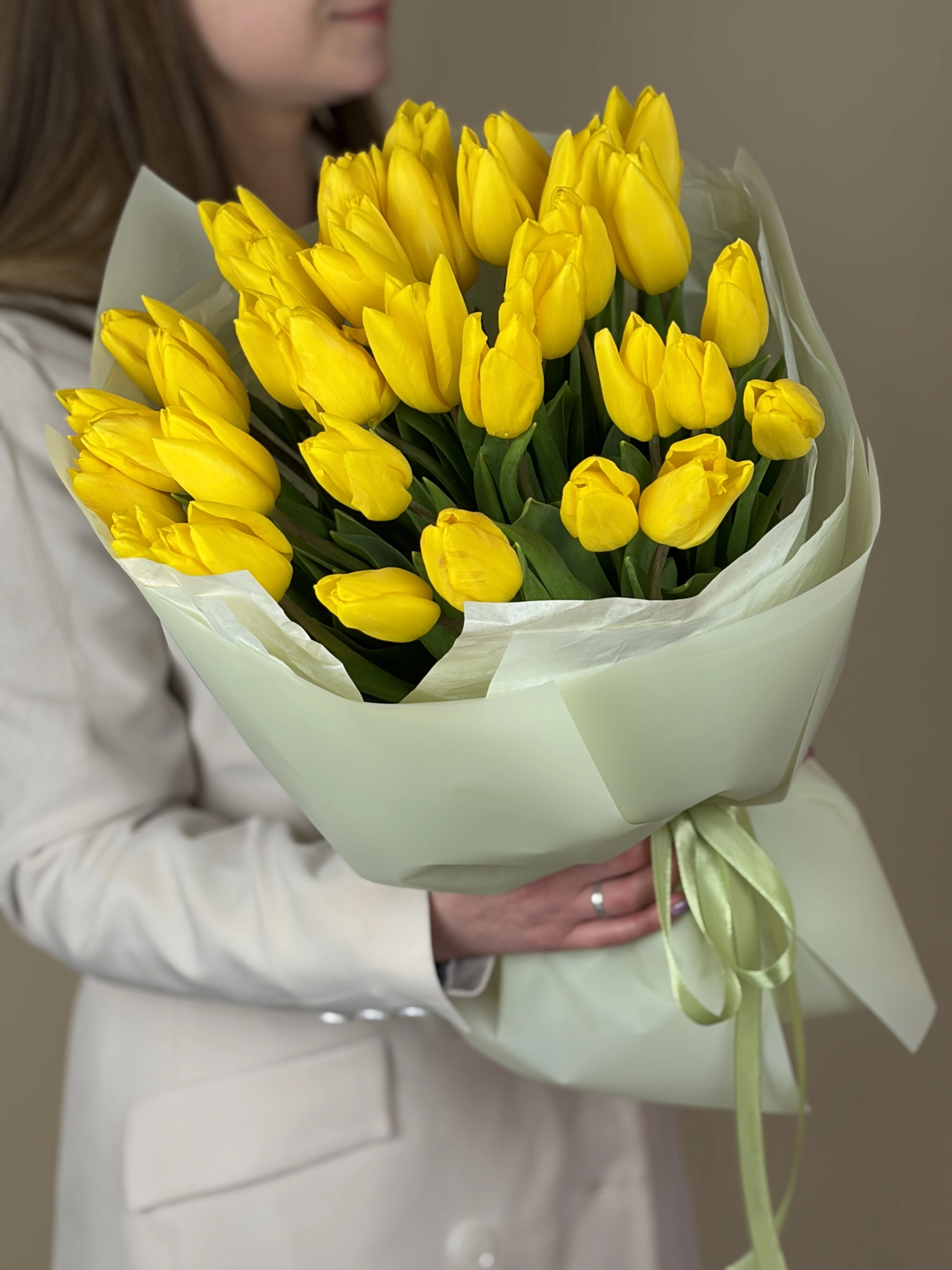 Картинка Букет из 35 тюльпанов "Солнечный Эликсир"