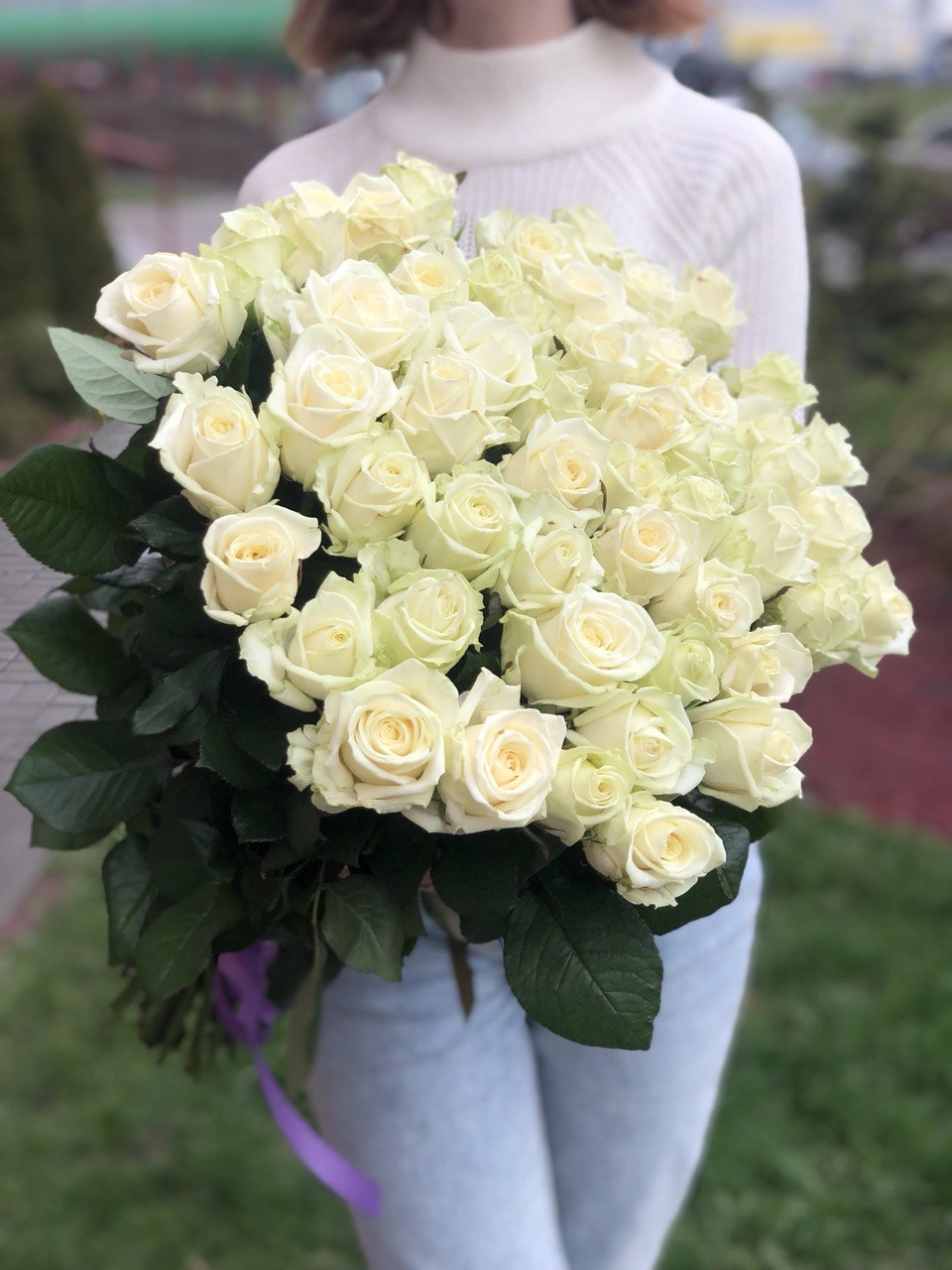 Картинка Букет из 51 розы Аваланж "Аркадия" 70 см