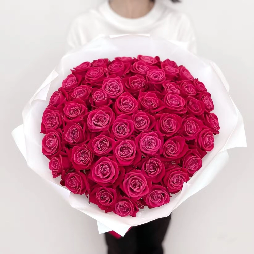 Картинка Букет из 51 розы сорта Шангрила 60 см
