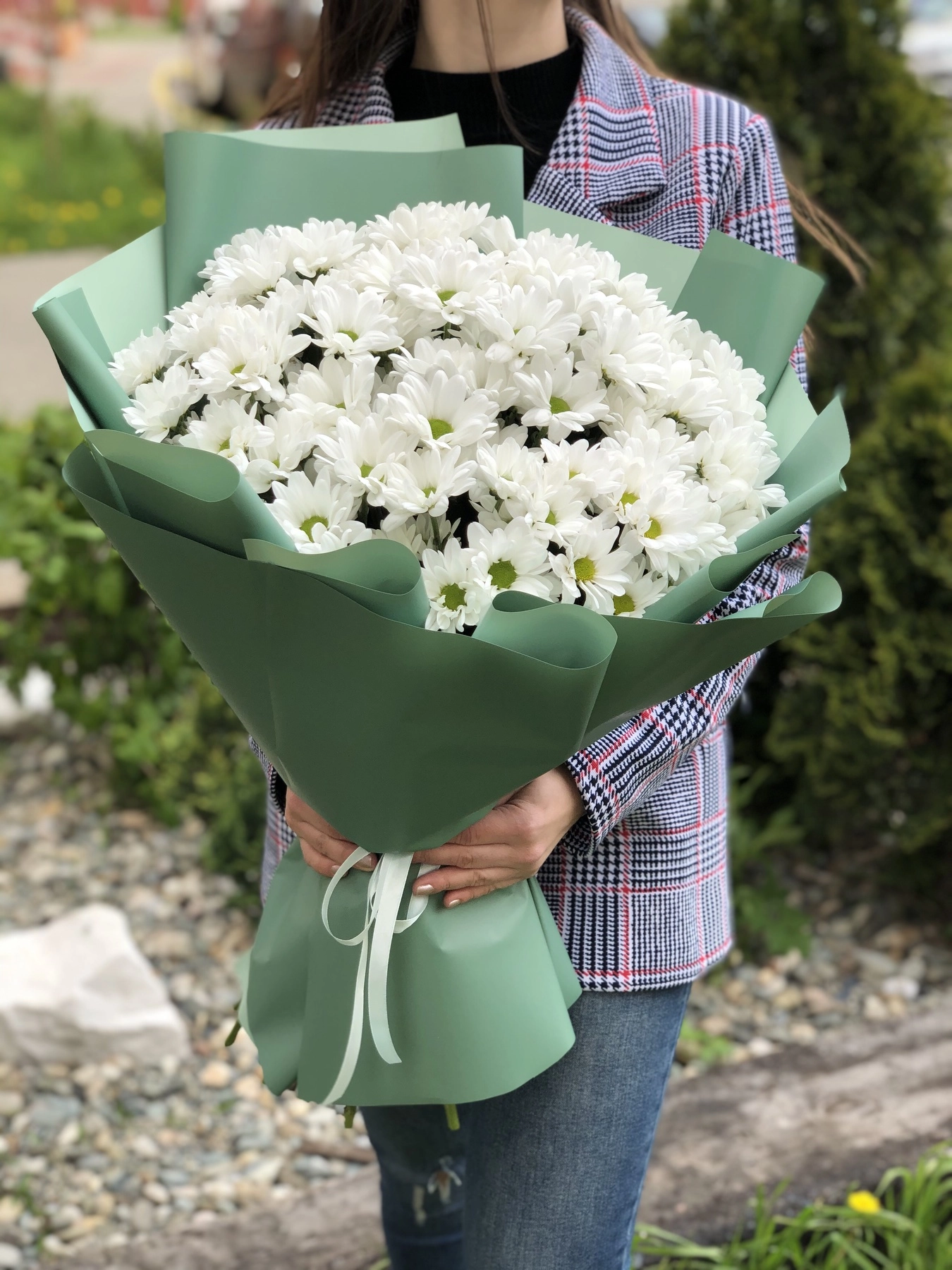 Картинка Букет "Амур" из 15 хризантем сорта Бакарди