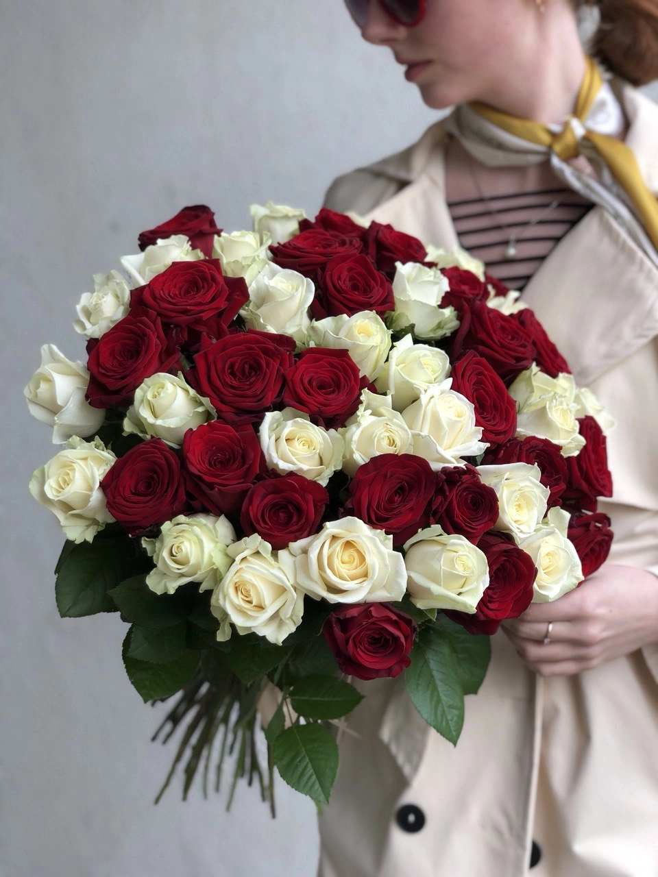 Картинка Букет из 51 розы "Дуо"  70 см