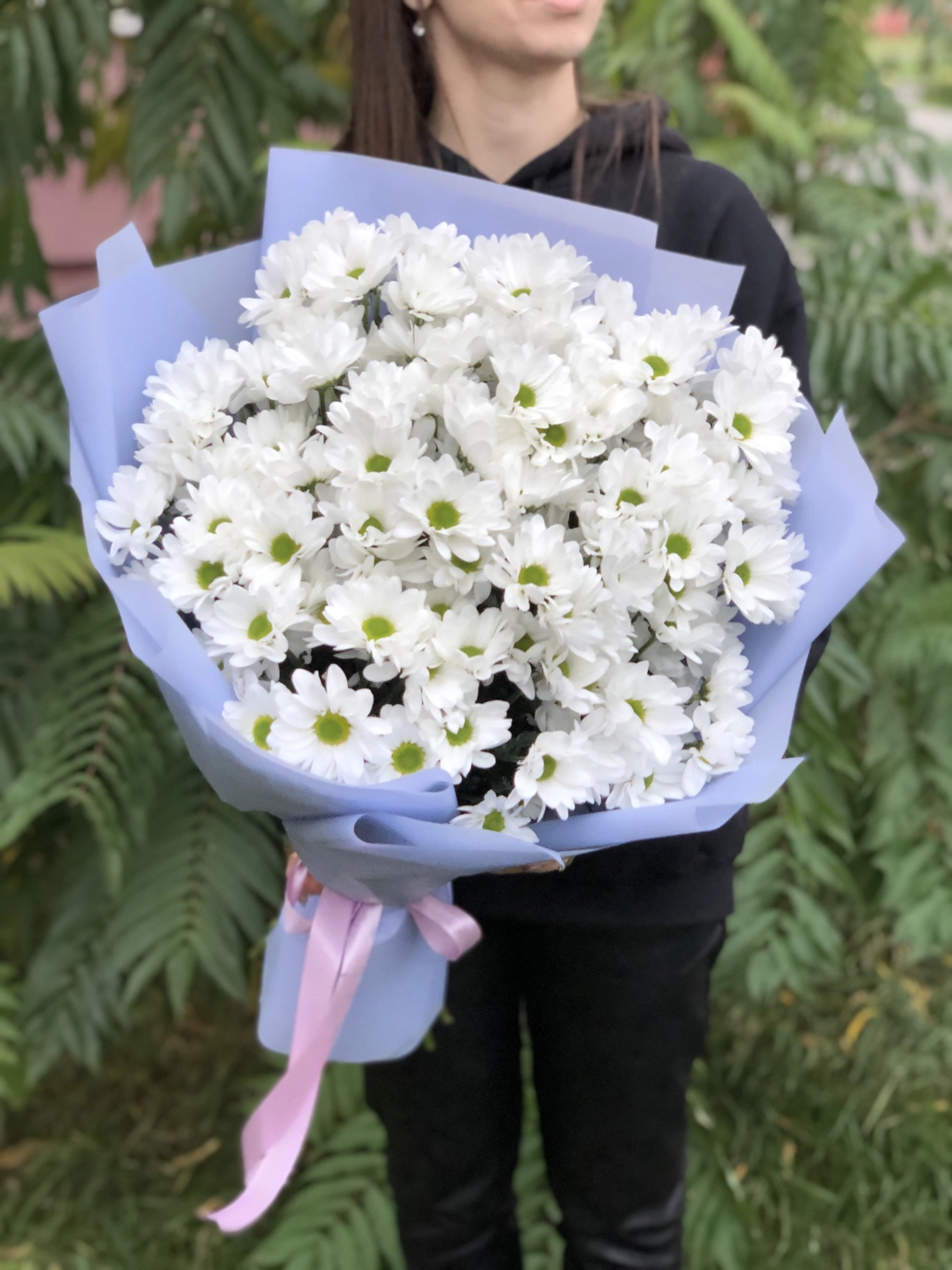 Букет "Вента" из 17 хризантем