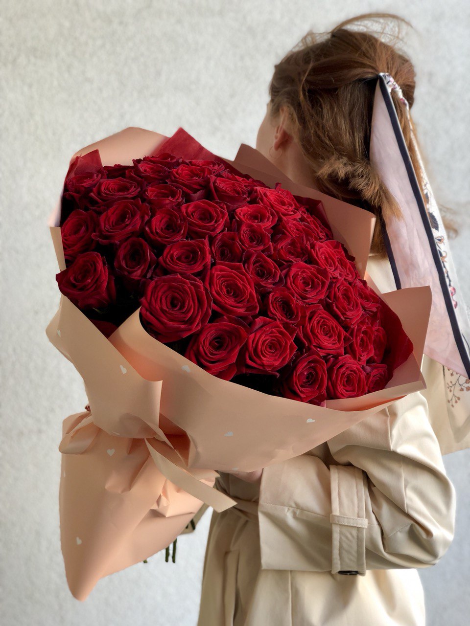 Картинка Букет из 51 розы "Маврикий" 50 см
