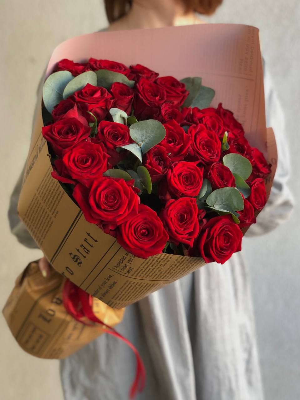 Картинка Букет из 27 роз "Леди ин Рэд" 60 см