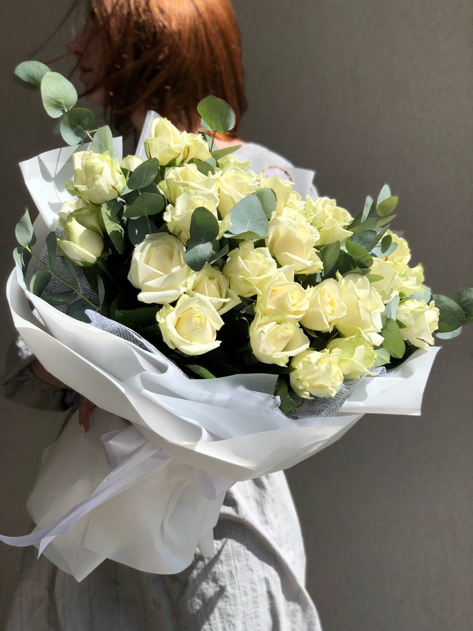 Картинка Букет из 31 роз "Айсберг " 60 см