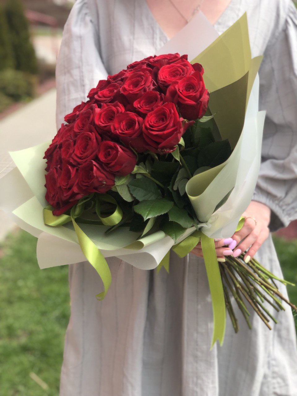 Картинка Букет из 25 роз "Престиж" 60 см