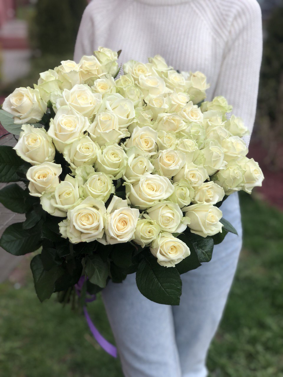 Картинка Букет из 51 розы Аваланж "Аркадия" 70 см