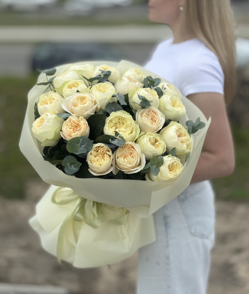 Картинка Букет из 21 розы Присцилла 60см