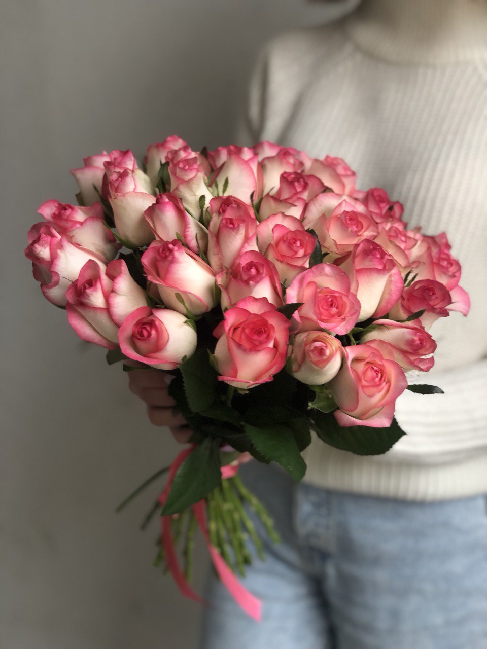 Картинка Букет из 35 роз сорта Джумилия 60 см