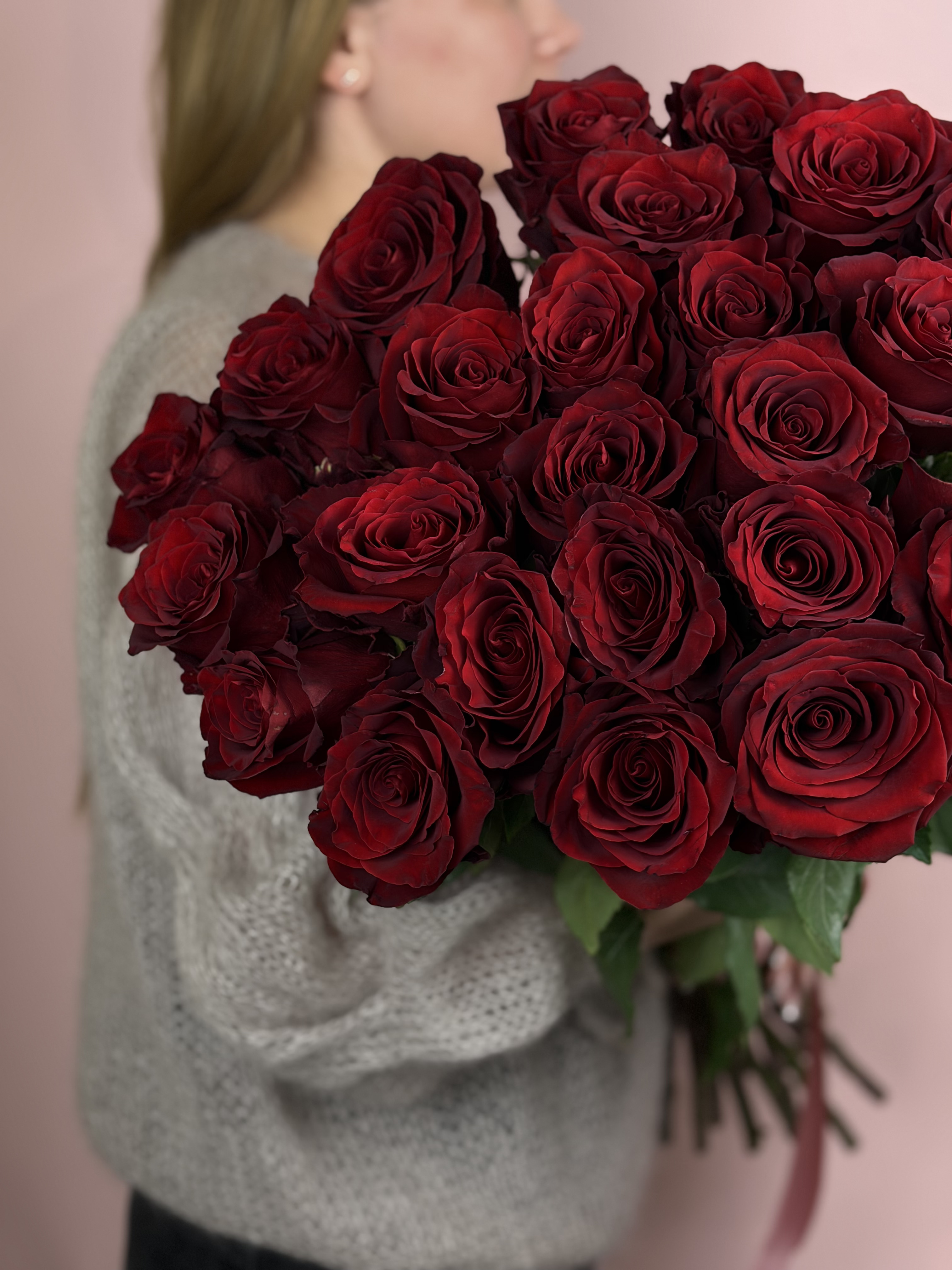 Картинка Букет из 25 роз Эксплорер 100см