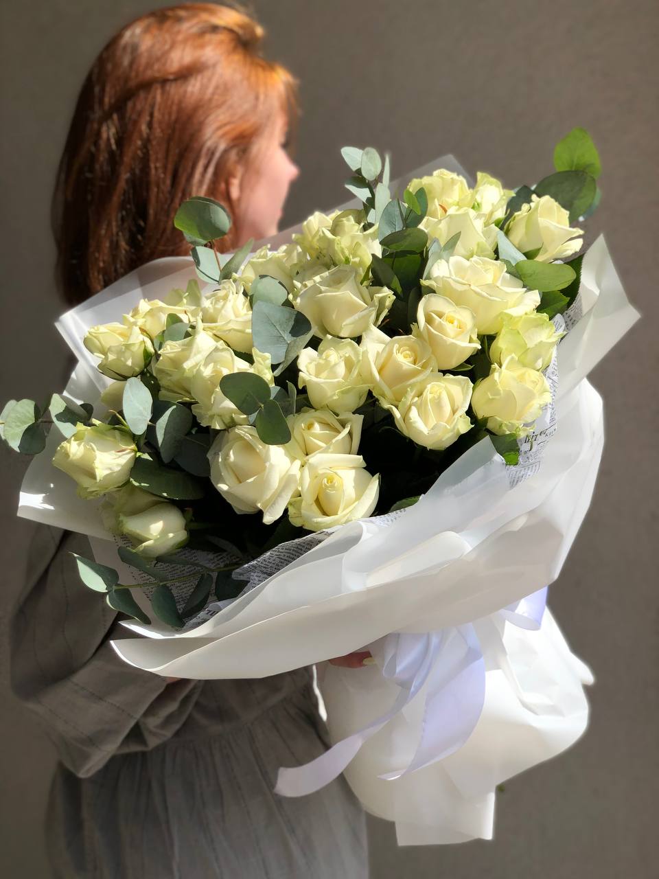 Картинка Букет из 31 роз "Айсберг " 70 см