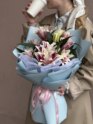 Картинка Букет из лилий "Розовое облако"