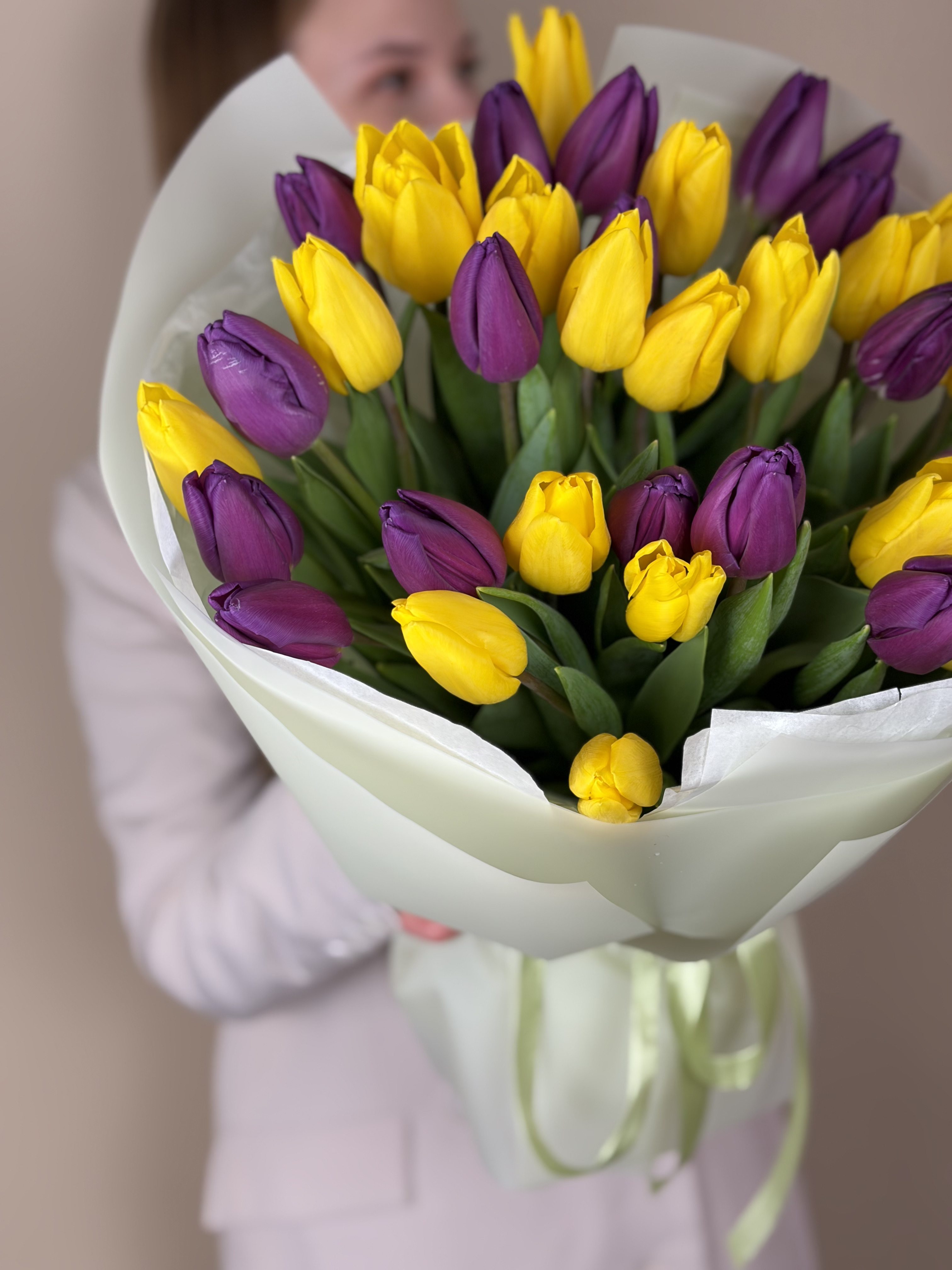 Картинка Букет из 35 тюльпанов "Королевское Танго"