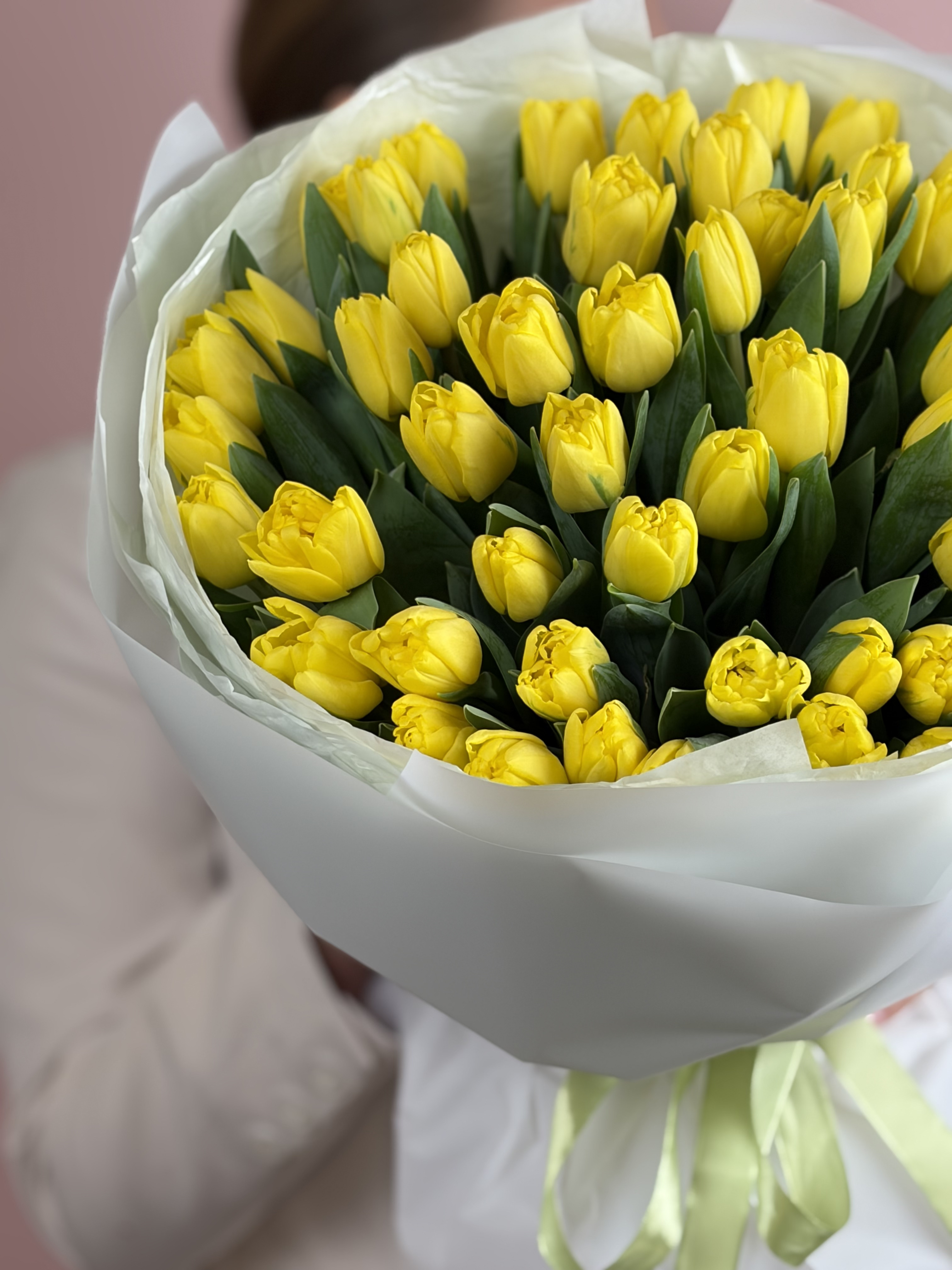 Картинка Букет из 51 тюльпана "Солнечное счастье"
