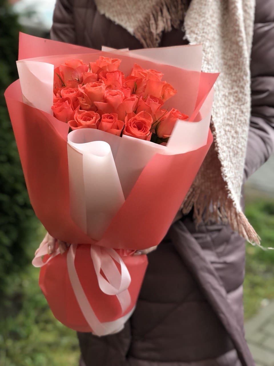 Картинка Букет из 23 роз "Илиос" 40 см