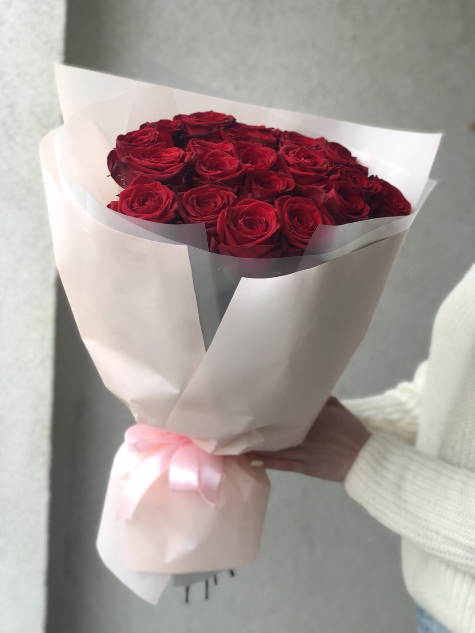 Картинка Букет из 25 красных роз "Мисс" 70 см