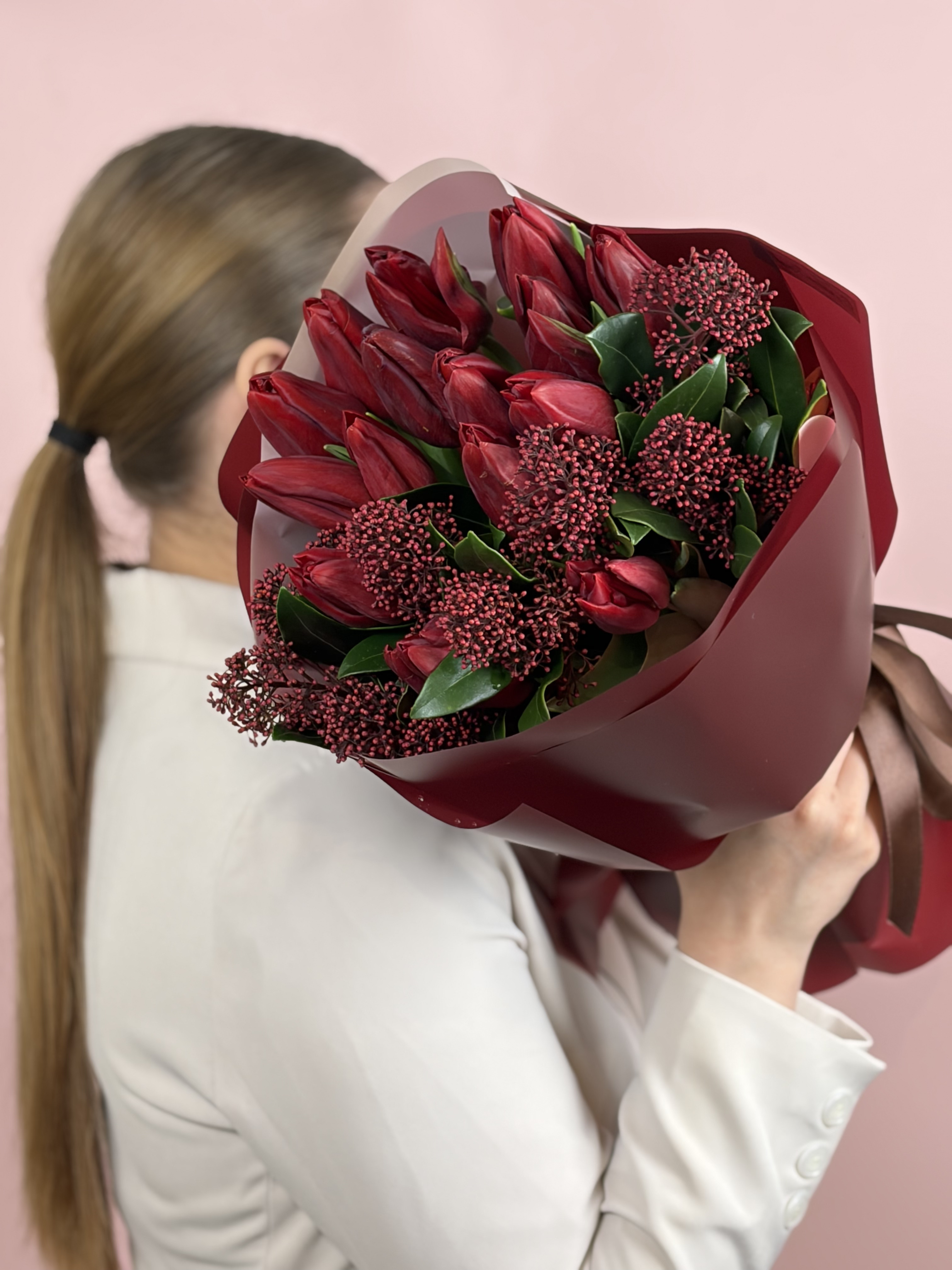 Картинка Букет из 15 тюльпанов "Глубокая Страсть"