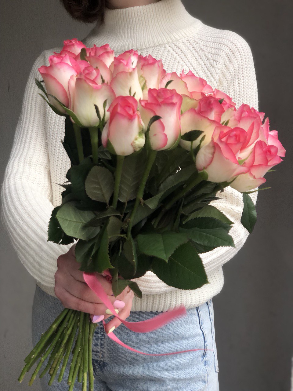 Картинка Букет из 23 розы Джумилия  70 см