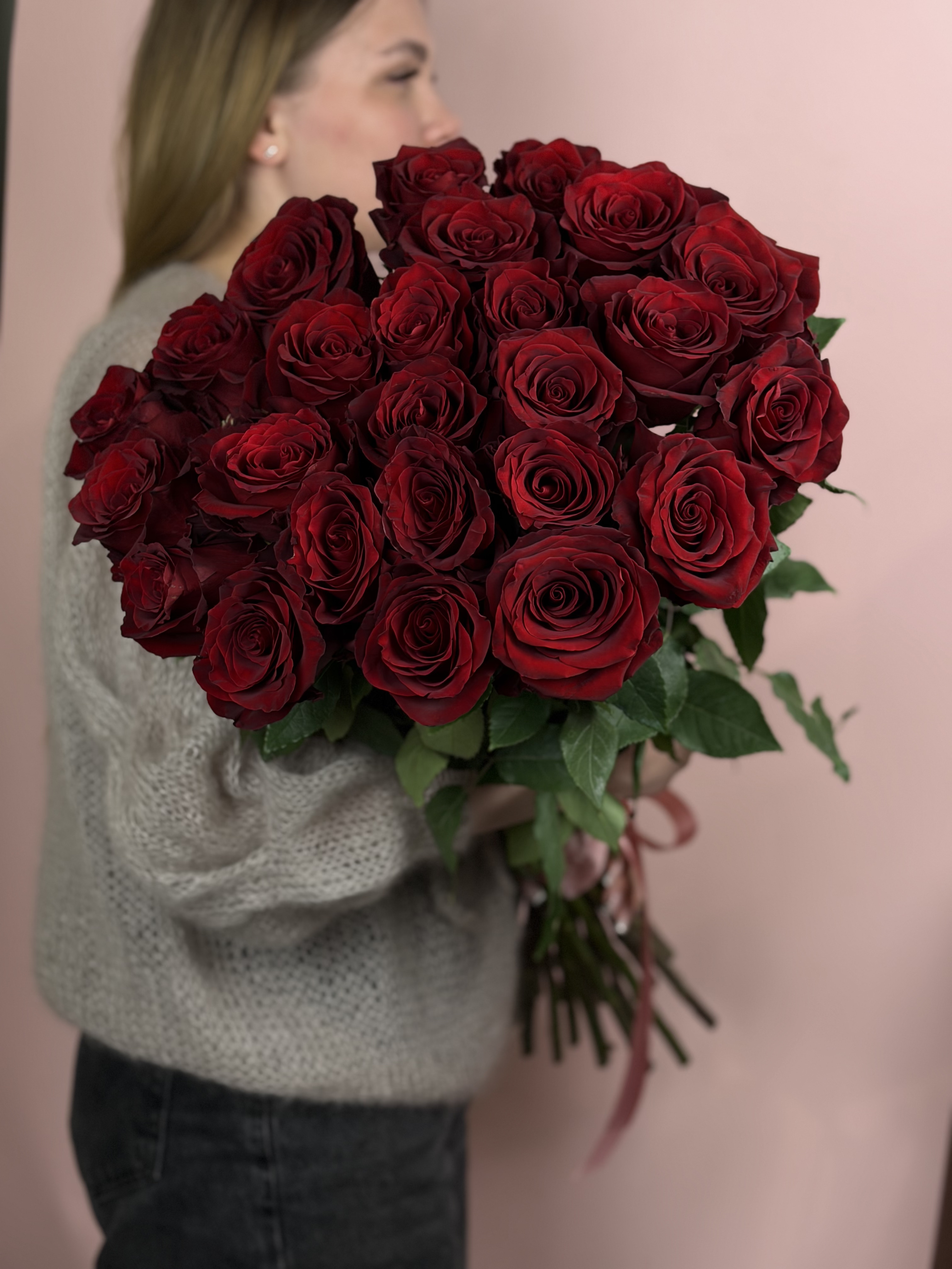 Картинка Букет из 25 роз Эксплорер 70см