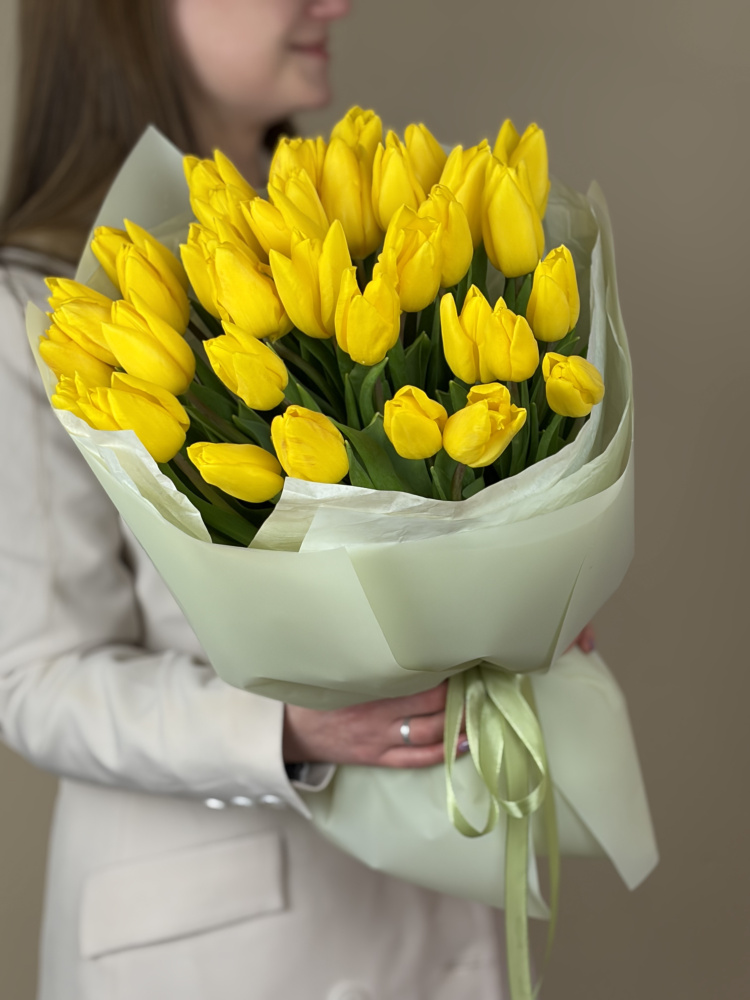 Картинка Букет из 35 тюльпанов "Солнечный Эликсир"