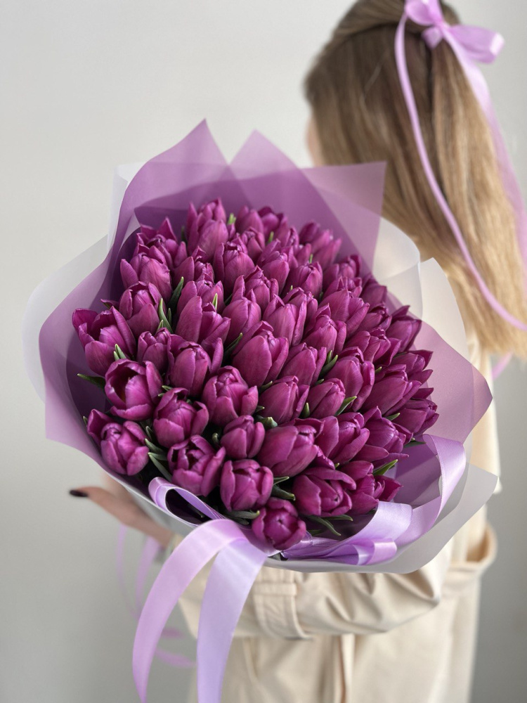 Картинка Букет из 51 тюльпана "Фиолетовая Энигма"
